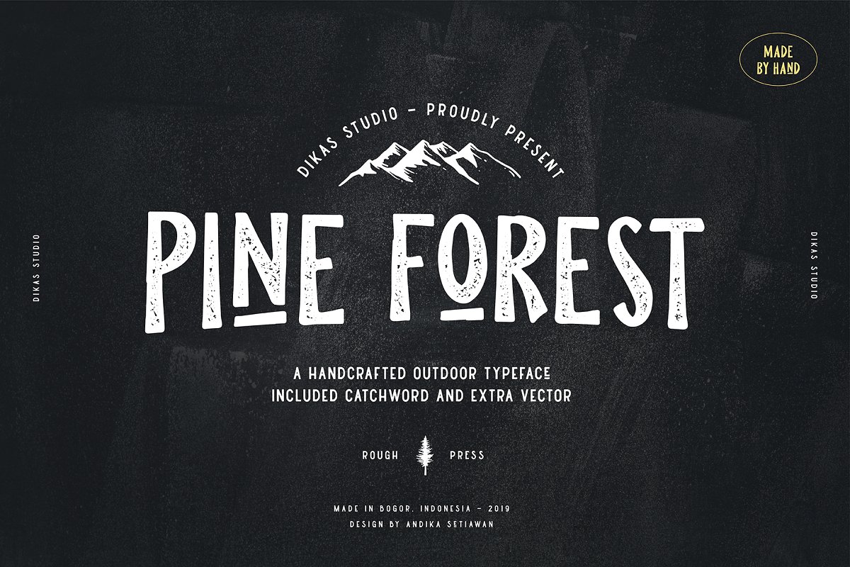 Font Pine Forest